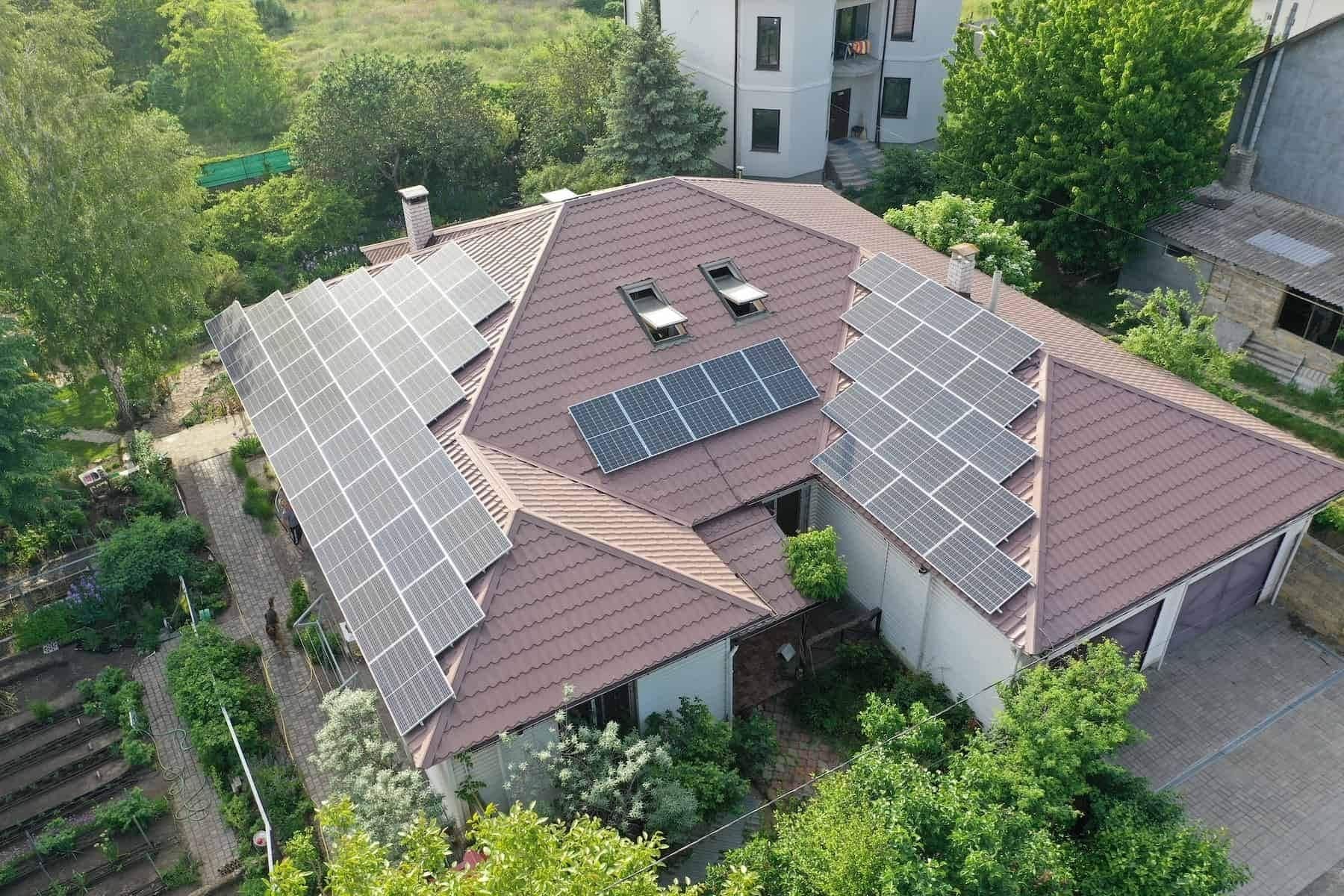 How to Wire Solar Panels to Breaker Box Effectively