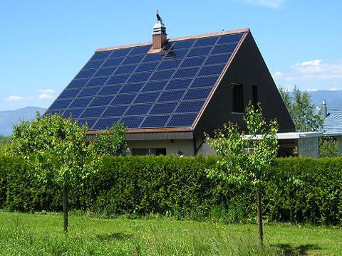 What is Solar Panel Made Of: Key Components Explained